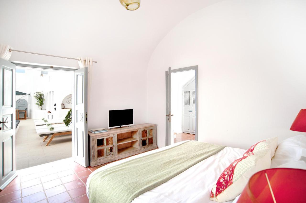 Antelmi Luxury Villa Fira  Zewnętrze zdjęcie